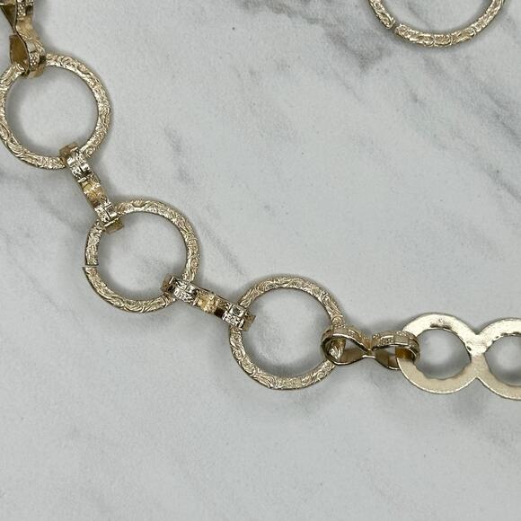 Gold Chain Link Belt XS/S โจ Lightweight Textured Metal Adjustable ๐ - Picture 6 of 12